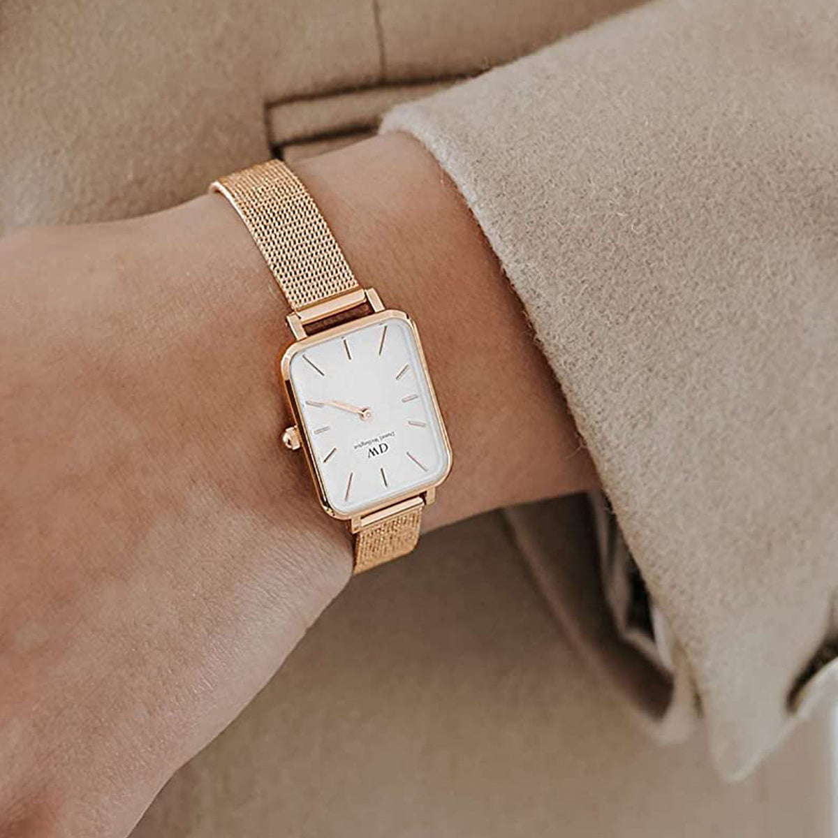 Daniel Wellington Quadro Melrose White Dial Gold Mesh Strap Watch For Women - DW00100431