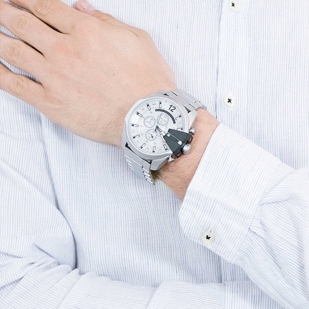Diesel Mega Chief Chronograph Silver Dial Silver Steel Strap Watch For Men - DZ4501