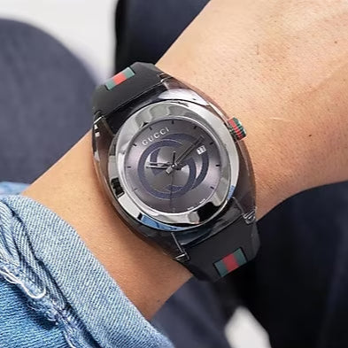 Gucci Sync Quartz Black Dial Black Rubber Strap Watch For Men - YA137301