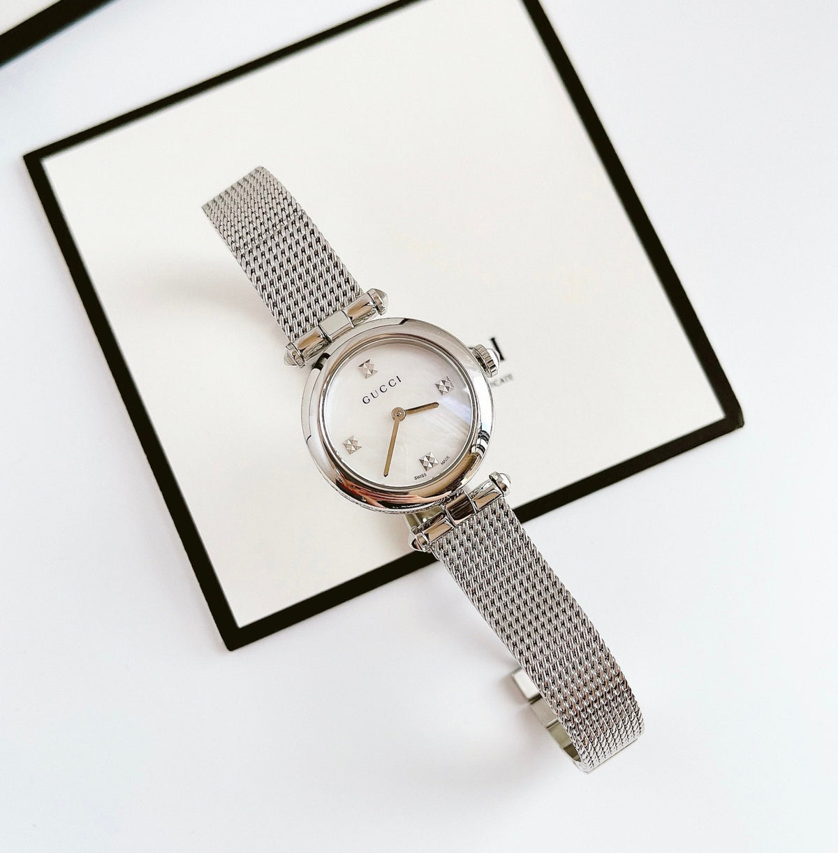 Gucci Diamantissima Quartz Diamonds Mother of Pearl Dial Silver Mesh Bracelet Watch for Women - YA141504